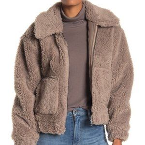 AVEC LES FILLES Faux Fur Cropped Bomber Jacket